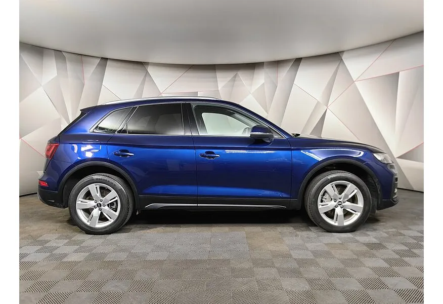 LIVE. Слайд №4