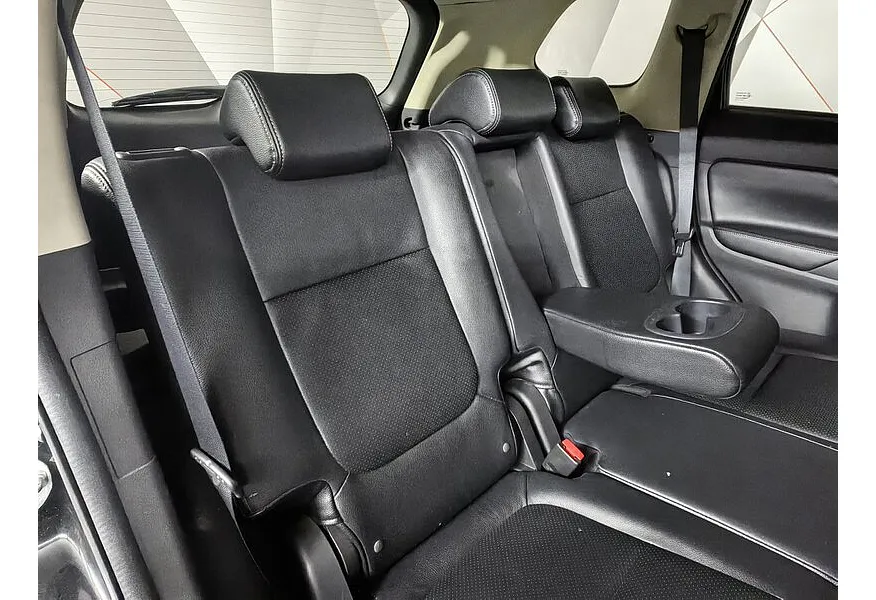 АВИЛОН - Mitsubishi Outlander 2.4 CVT 4WD (167 л.с.) Черный - slide 12