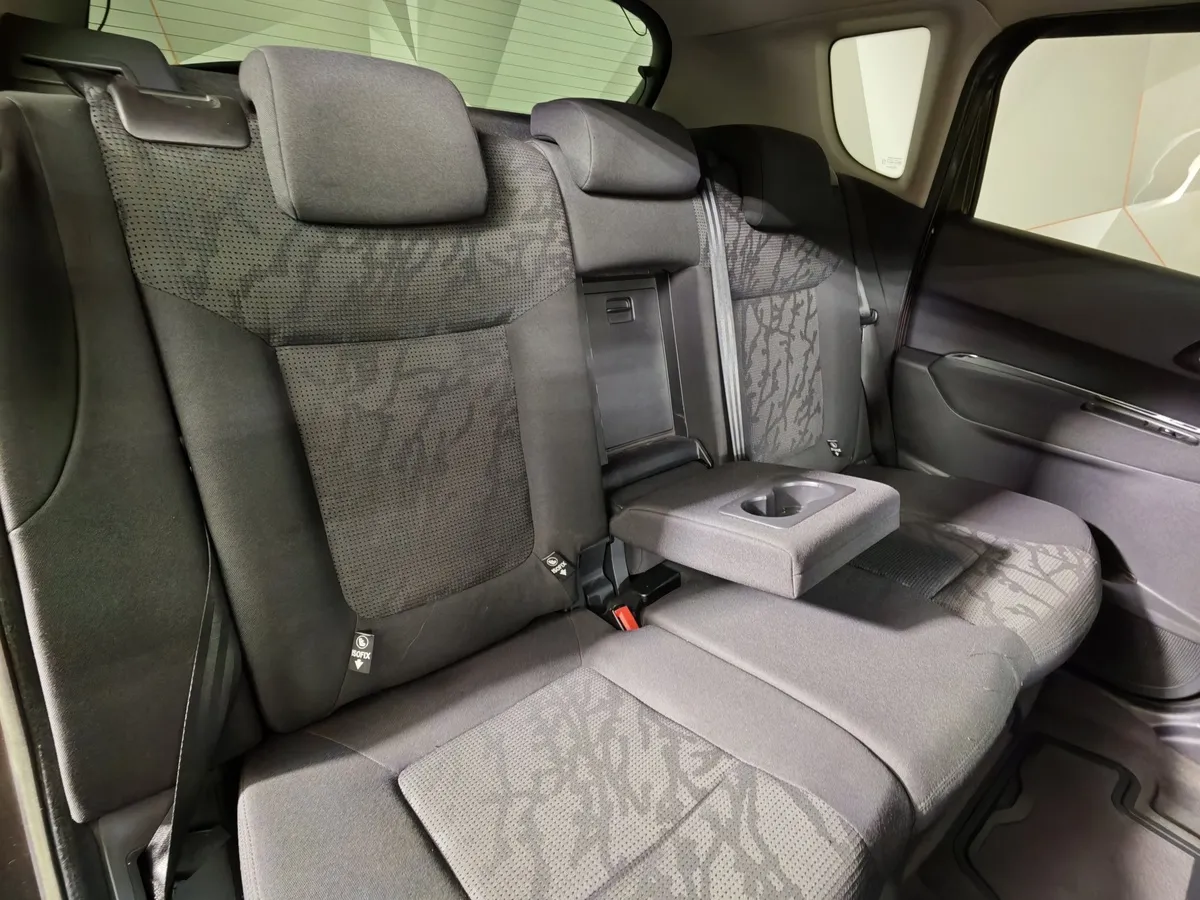 Peugeot 3008 1.6 THP AT (150 л.с.) Коричневый в АВИЛОН. Слайд №17