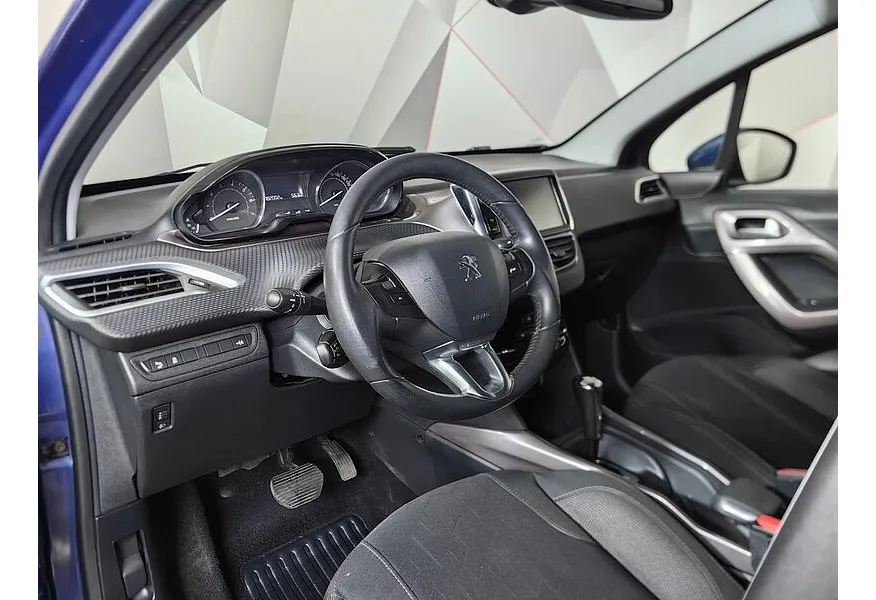 Peugeot 2008 1.6 VTi AT (120 л.с.) Фиолетовый в АВИЛОН. Слайд №18 Peugeot 2008 1.6 VTi AT (120 л.с.) Фиолетовый в АВИЛОН. Слайд №18