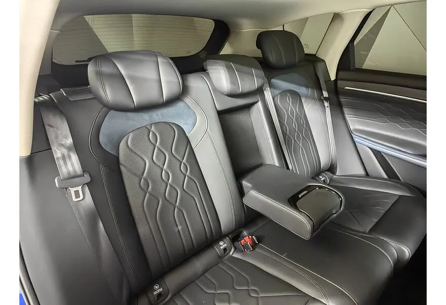 Voyah Free EVR 1.5 AT AWD (489 л.с.) Sport Edition Синий в АВИЛОН. Слайд №16