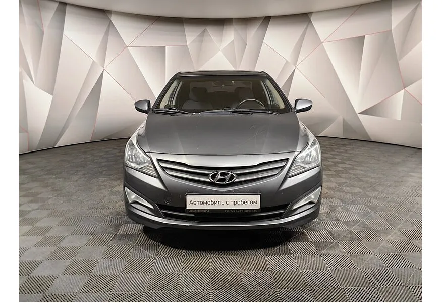 Hyundai Solaris 1.6 MT (123 л.с.) Comfort Серый в АВИЛОН. Слайд №7