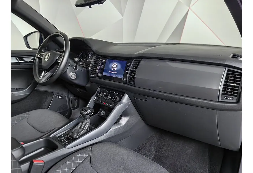 Skoda Kodiaq 1.4 TSI DSG 4X4 (150 л.с.) Синий в АВИЛОН. Слайд №12