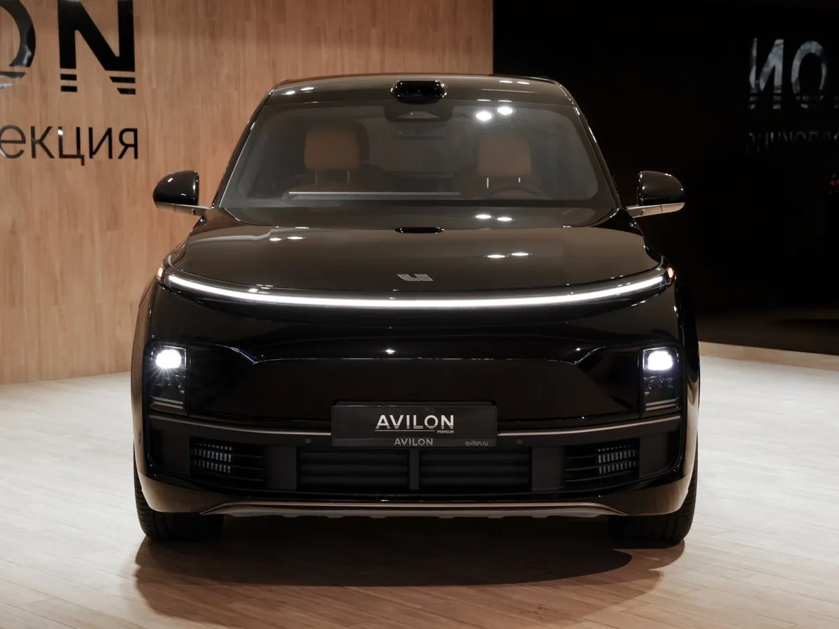 Li Auto L9 1.5 AT 4WD (449 л.с.) Ultra Черный в АВИЛОН. Слайд №4