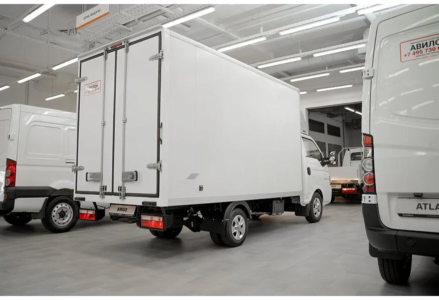 Sollers Argo 2.0d MT RWD LWB (130 л.с.) 3.5T Белый в АВИЛОН. Слайд №3