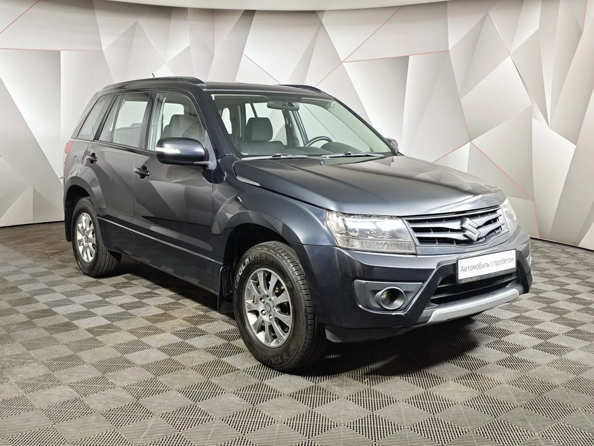 Suzuki Grand Vitara 2.0 AT AWD (140 л.с.) Черный в АВИЛОН. Слайд №3
