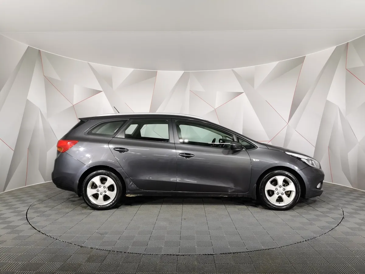 Kia Ceed 1.6 AT (129 л.с.) Luxe Серый в АВИЛОН. Слайд №6