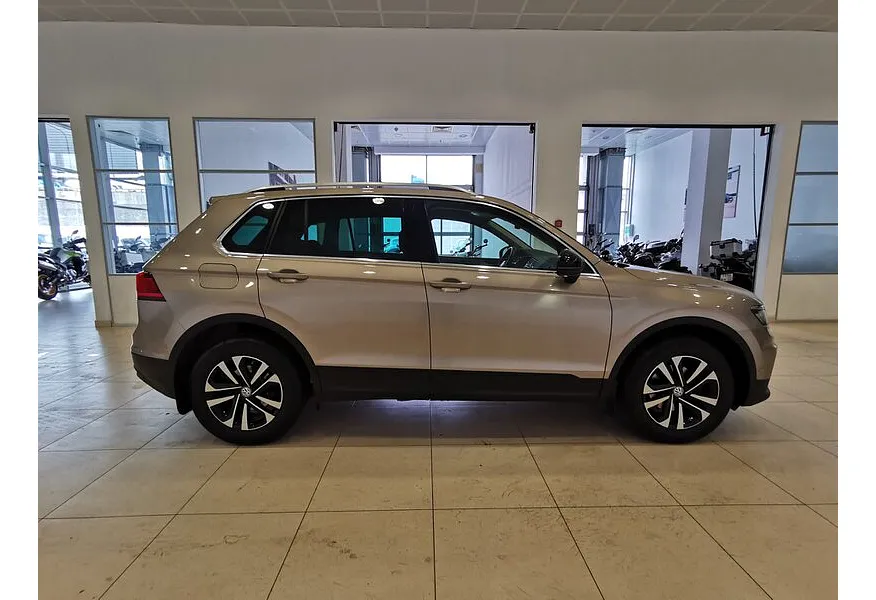 Volkswagen Tiguan 1.4 TSI 4Motion DSG (150 л.с.) Status Plus Бежевый в АВИЛОН. Слайд №6