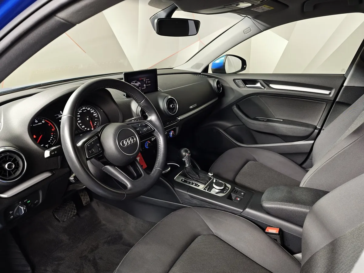 Audi A3 1.4 TFSI S-tronic (150 л.с.) Синий в АВИЛОН. Слайд №19
