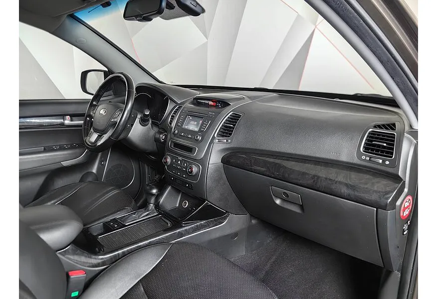 Kia Sorento 2.2 CRDi AT AWD (200 л.с.) Бежевый в АВИЛОН. Слайд №15