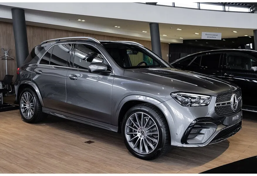 LIVE. Слайд №2