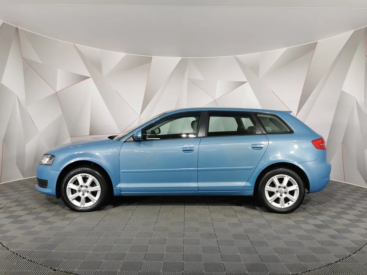 Audi A3 1.4 TFSI S-tronic (125 л.с.) Синий в АВИЛОН. Слайд №5