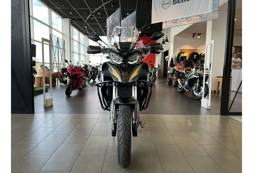 QJMOTOR SRT 900SX 900 см³ (95 л.с.) (95) 904 Черный в АВИЛОН. Слайд №3 QJMOTOR SRT 900SX 900 см³ (95 л.с.) (95) 904 Черный в АВИЛОН. Слайд №3