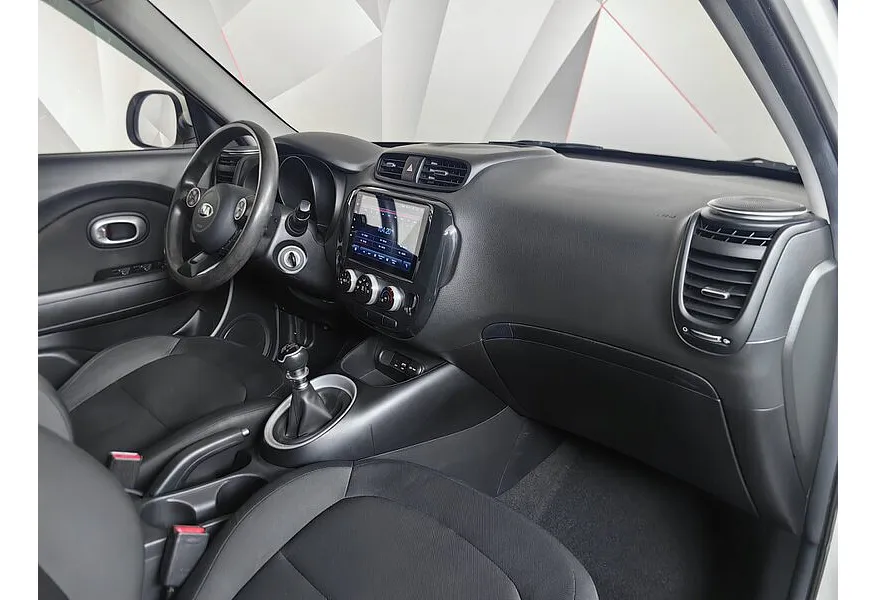 Kia Soul 1.6 MT (124 л.с.) Белый в АВИЛОН. Слайд №13