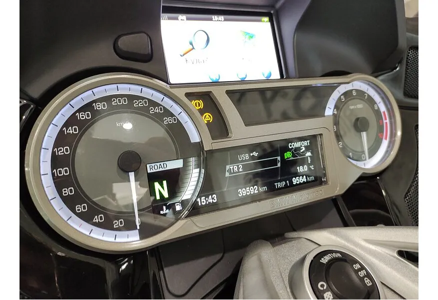 LIVE. Слайд №11