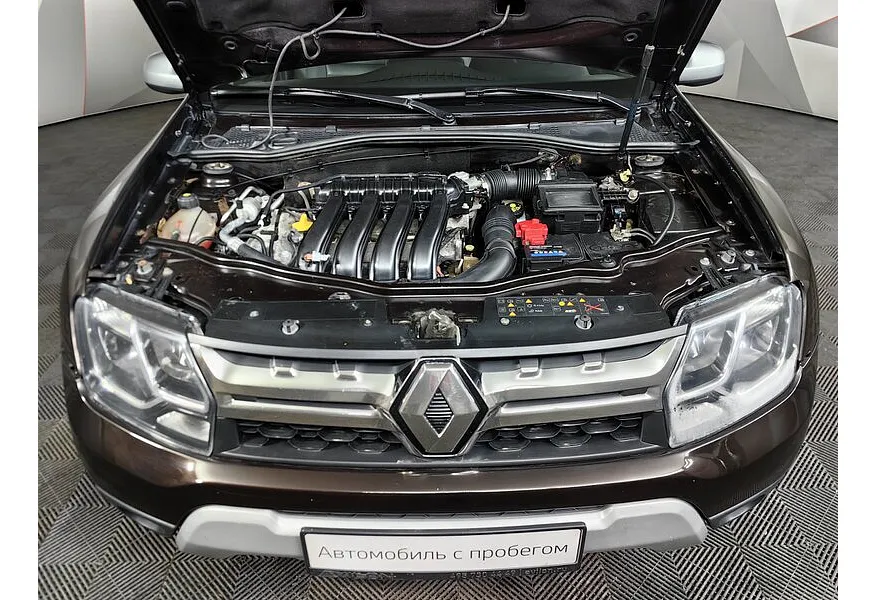 Renault Duster 2.0 MT 4x4 (143 л.с.) Коричневый в АВИЛОН. Слайд №11