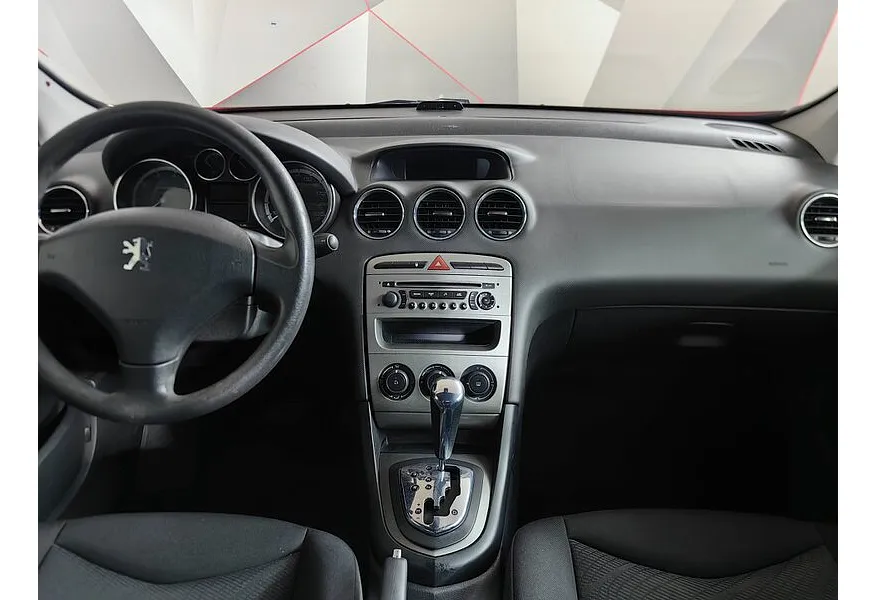 Peugeot 308 1.6 VTi AT (120 л.с.) Красный в АВИЛОН. Слайд №13