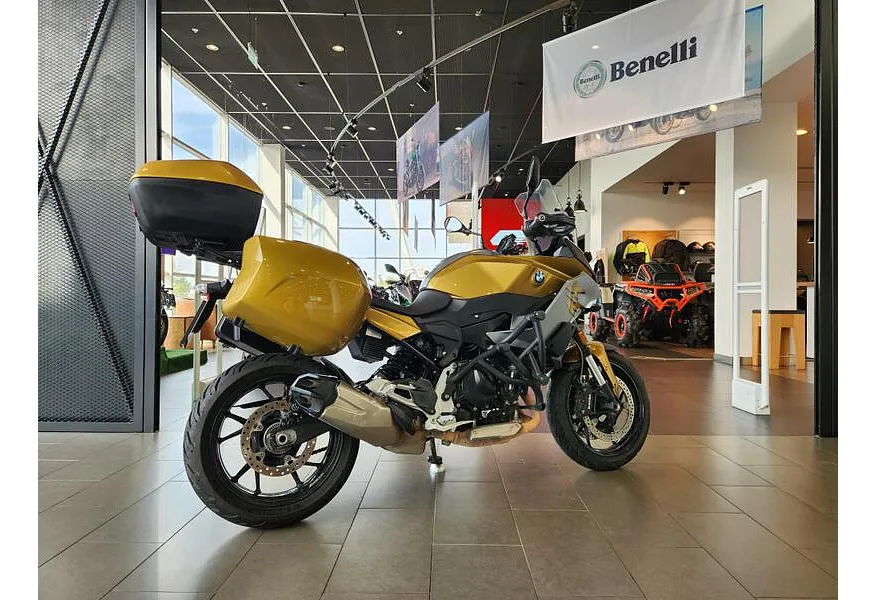 LIVE. Слайд №7