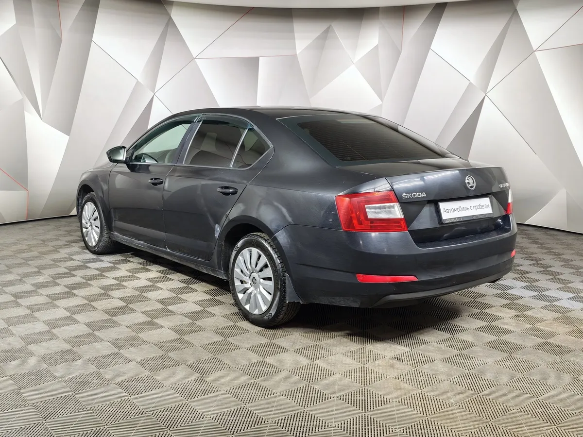 Skoda Octavia 1.6 MPI AT (110 л.с.) Черный в АВИЛОН. Слайд №4