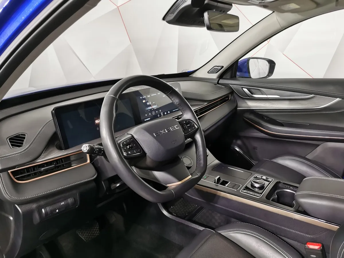 EXEED LX 1.6T 7DCT 4WD (150 л.с.) Premium Синий в АВИЛОН. Слайд №19