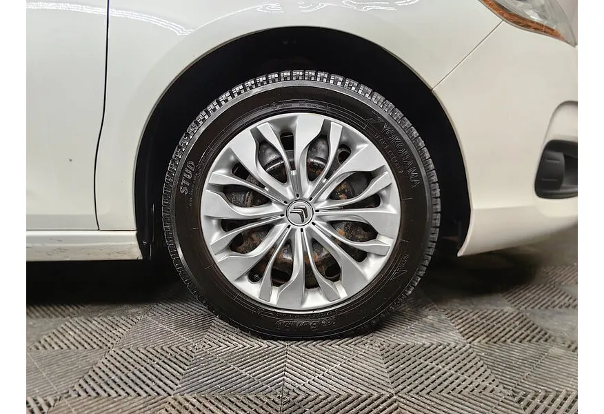 Citroen C4 1.6 VTi AT (120 л.с.) Белый в АВИЛОН. Слайд №9 Citroen C4 1.6 VTi AT (120 л.с.) Белый в АВИЛОН. Слайд №9