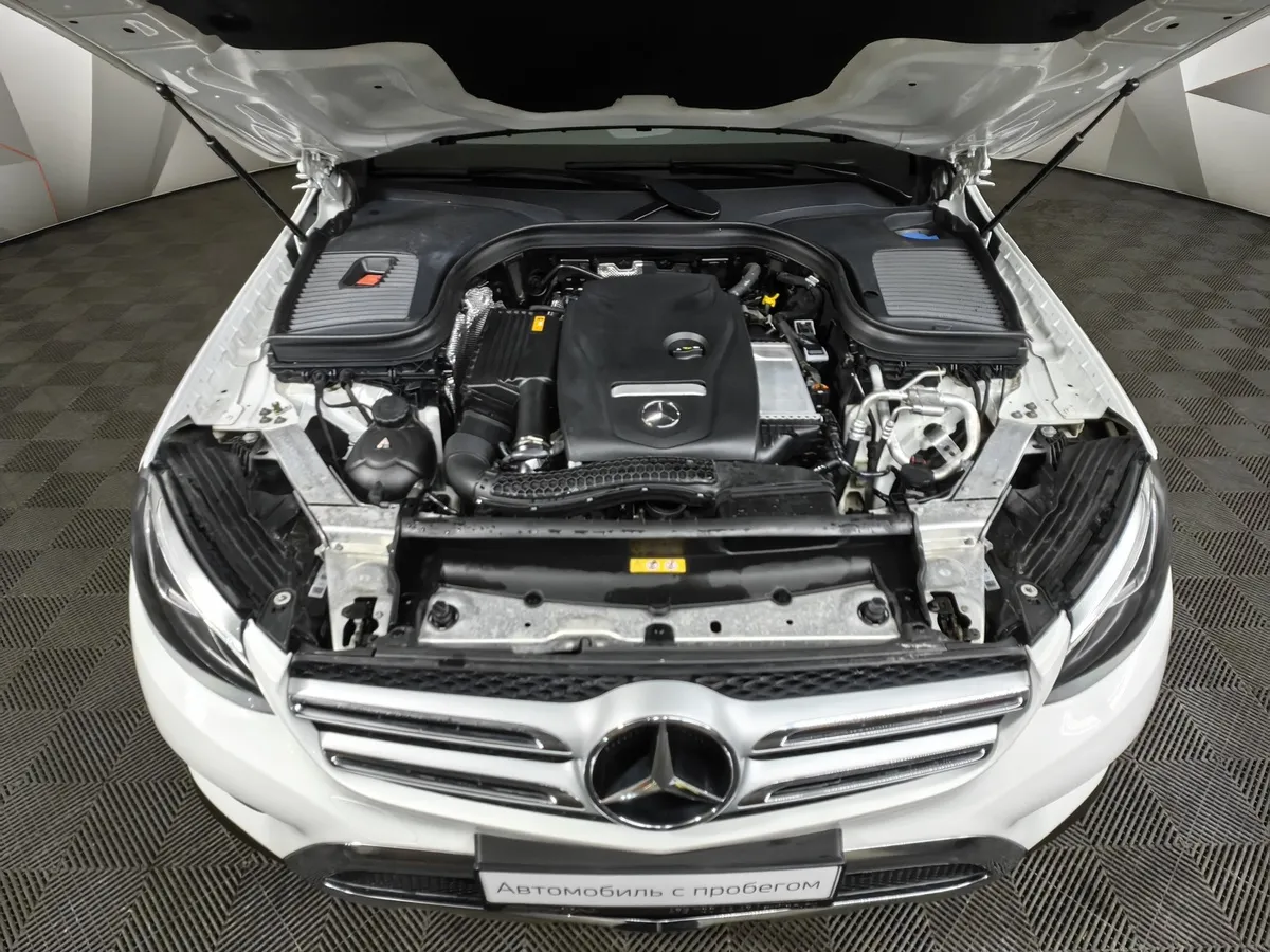 Mercedes-Benz GLC 250 9G-TRONIC 4MATIC (211 л.с.) Premium Белый в АВИЛОН. Слайд №11