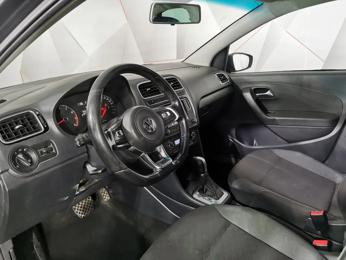 Volkswagen Polo 1.6 MPI AT (110 л.с.) Trendline Серый в АВИЛОН. Слайд №18