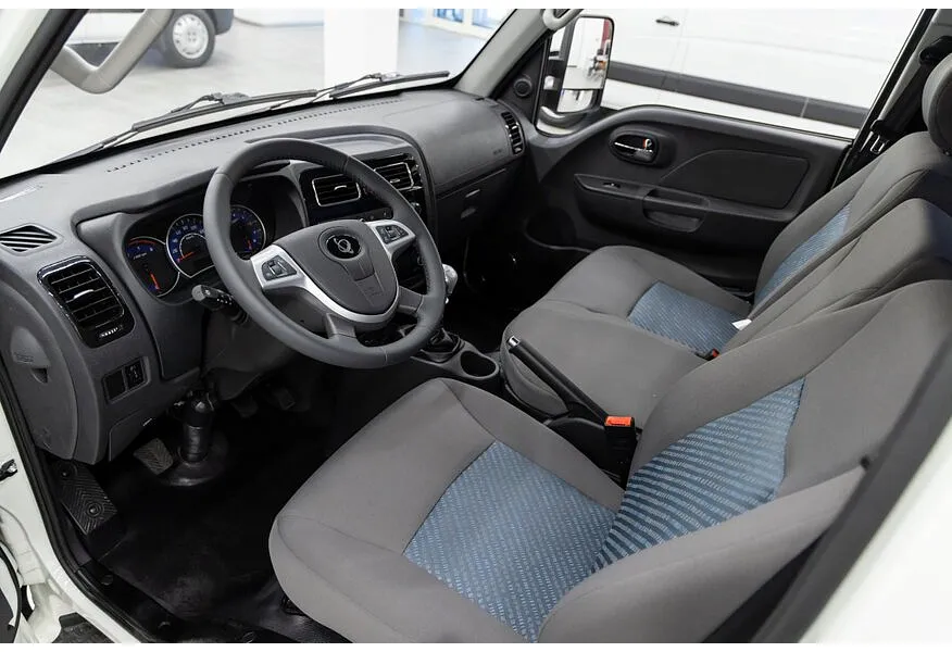 Sollers Argo 2.0d MT RWD SWB (130 л.с.) 2.5T Белый в АВИЛОН. Слайд №6