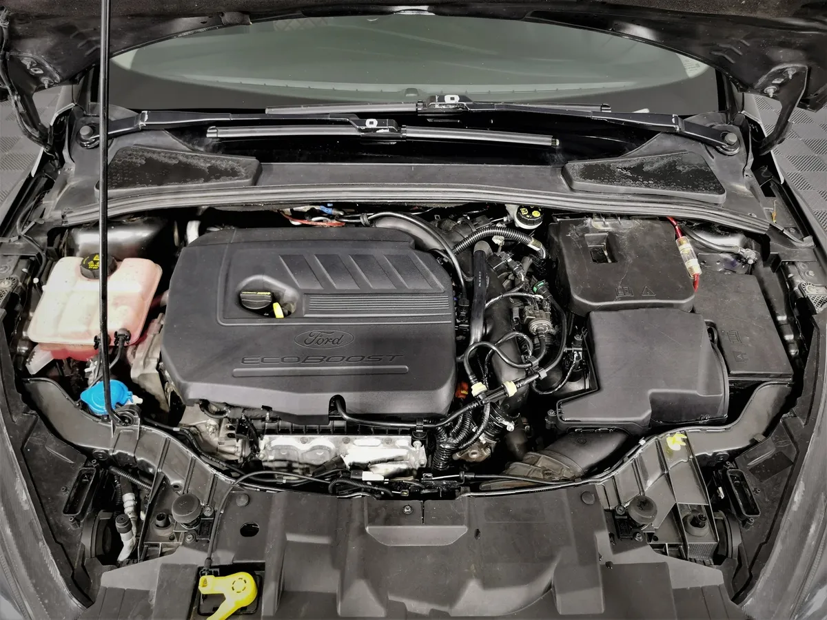 Ford Focus 1.5 EcoBoost AT (150 л.с.) Titanium Серый в АВИЛОН. Слайд №11