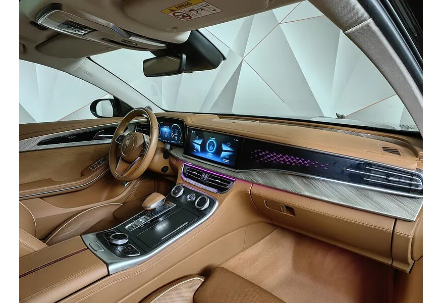 Hongqi H9 2.0 DCT RWD (245 л.с.) Deluxe Черный в АВИЛОН. Слайд №12