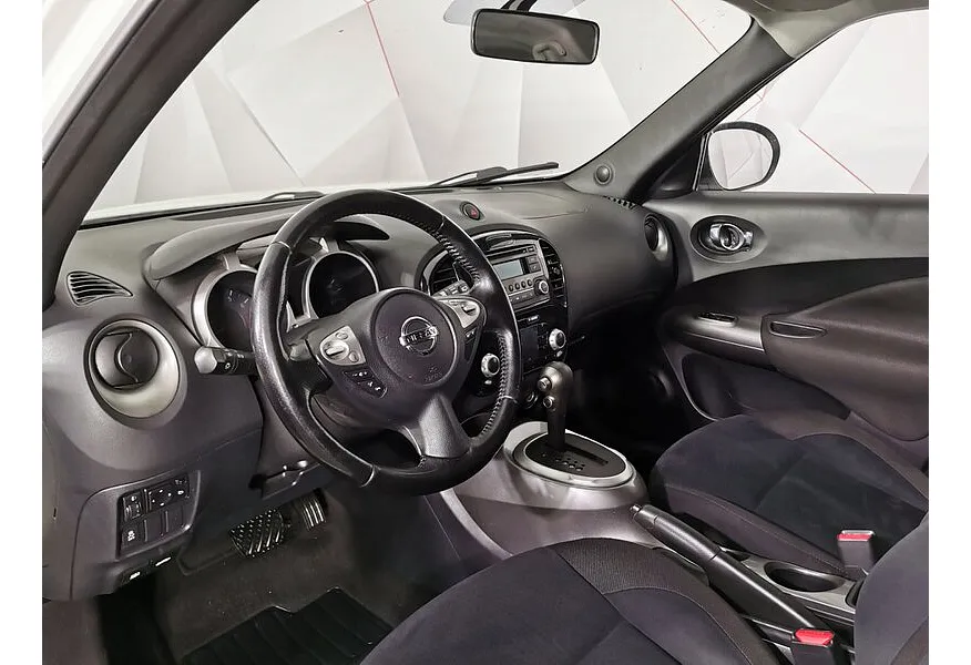Nissan Juke 1.6 CVT (117 л.с.) Белый в АВИЛОН. Слайд №19