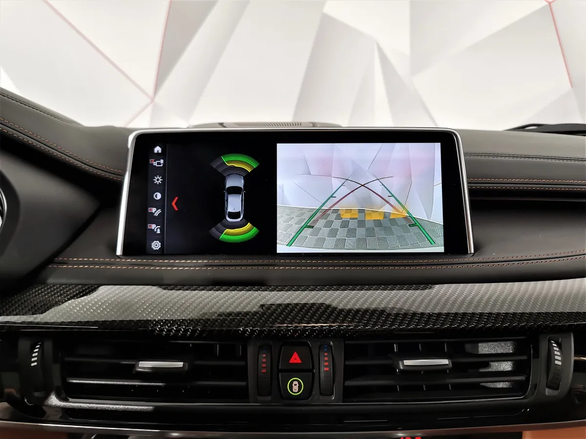 BMW X6 M 4.4 xDrive Steptronic (575 л.с.) Серый в АВИЛОН. Слайд №17