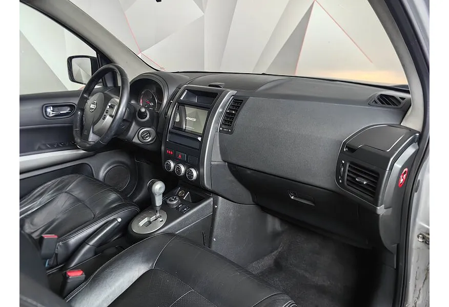 Nissan X-Trail 2.0 TD AT AWD (150 л.с.) Серый в АВИЛОН. Слайд №12
