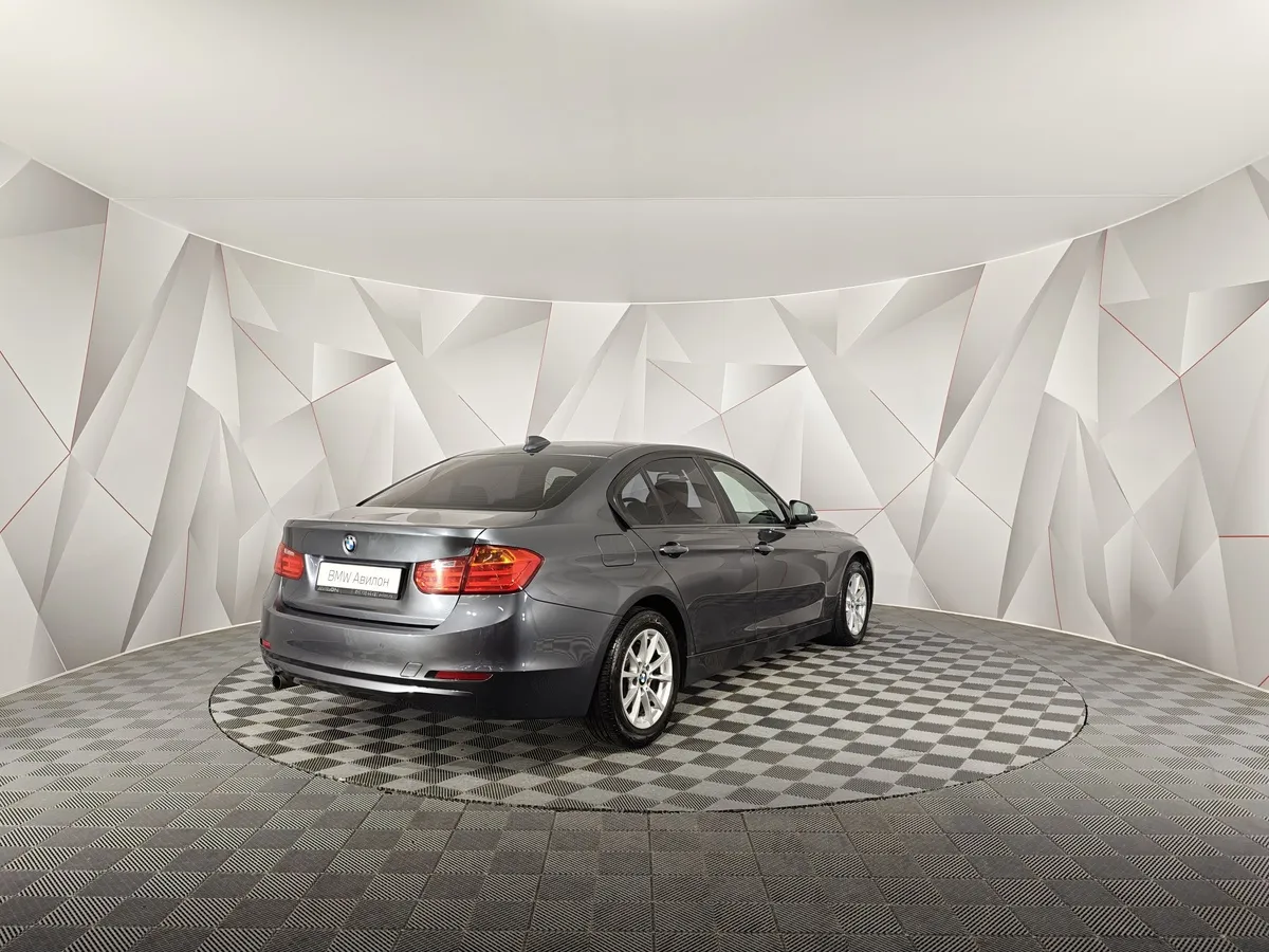 BMW 3 серия 316i AT (136 л.с.) Серый в АВИЛОН. Слайд №2
