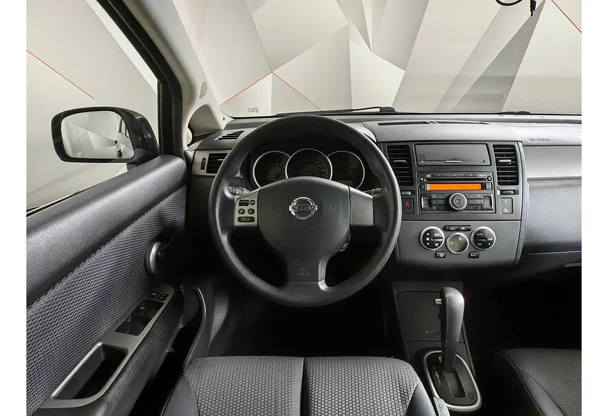 Nissan Tiida 1.6 AT (110 л.с.) Черный в АВИЛОН. Слайд №19