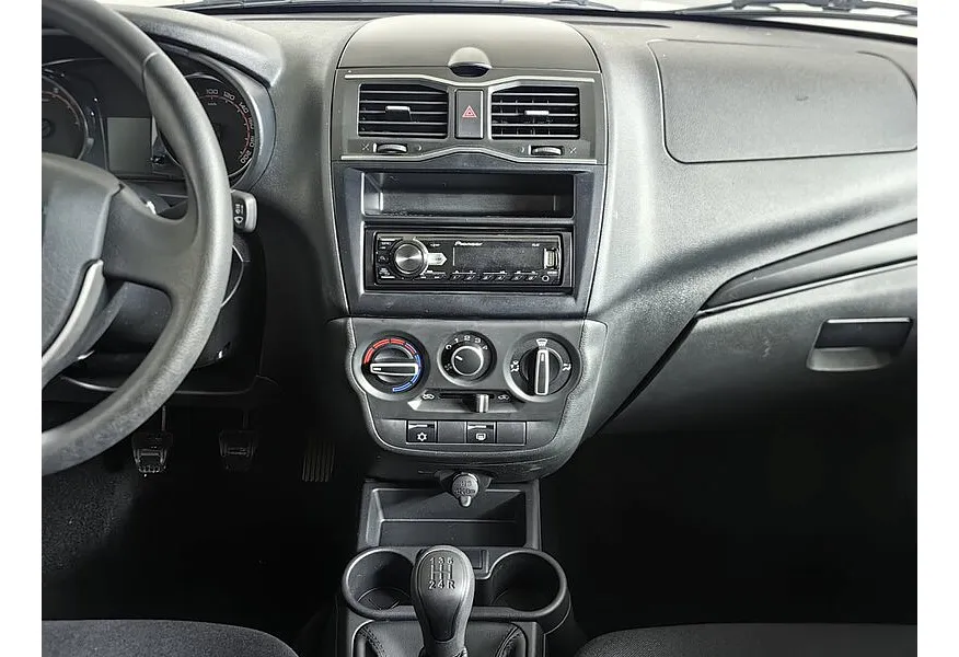 ВАЗ (Lada) Granta 1.6 MT 16кл (98 л.с.) Серый в АВИЛОН. Слайд №14