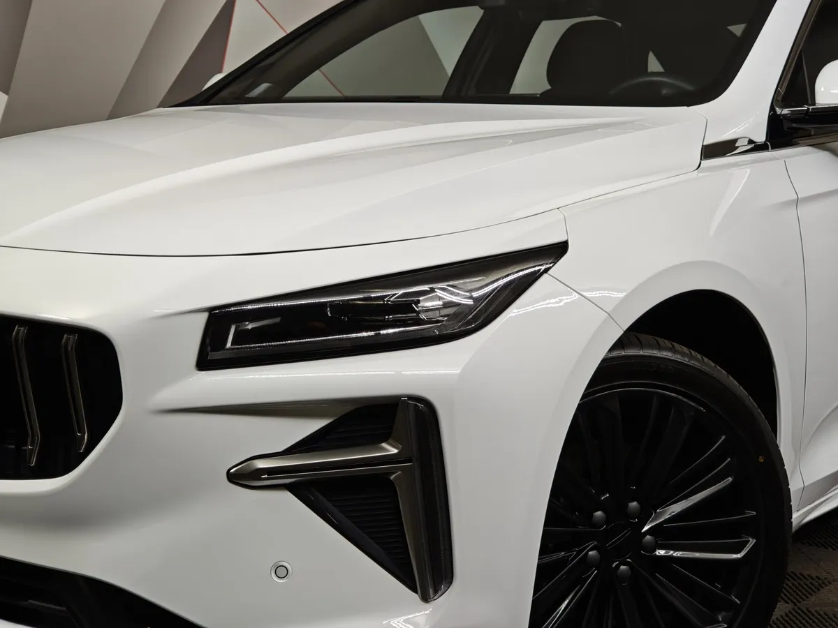 Geely Preface 2.0T 7DCT 2WD (200 л.с.) Flagship Белый в АВИЛОН. Слайд №10