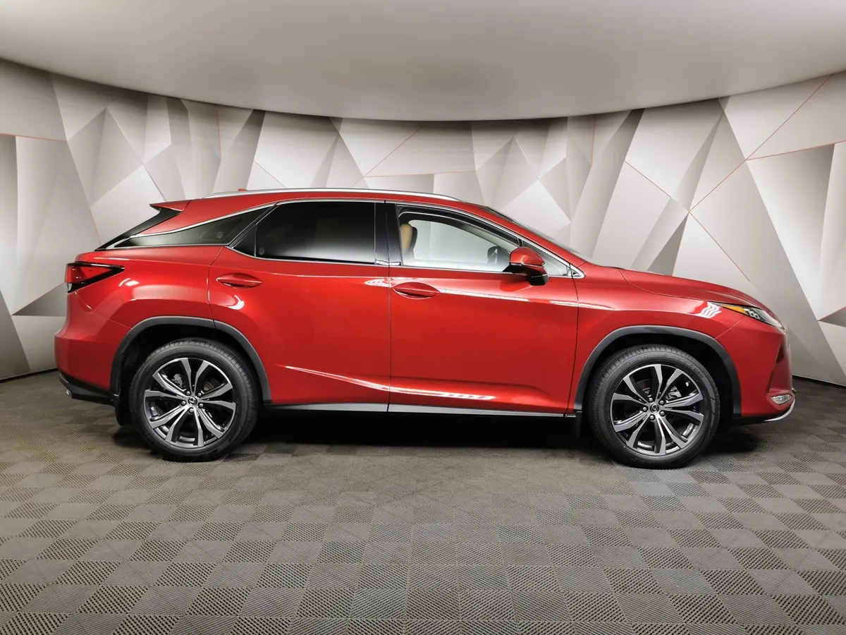 Lexus RX 2.0 AT AWD (238 л.с.) Executive Красный в АВИЛОН. Слайд №6