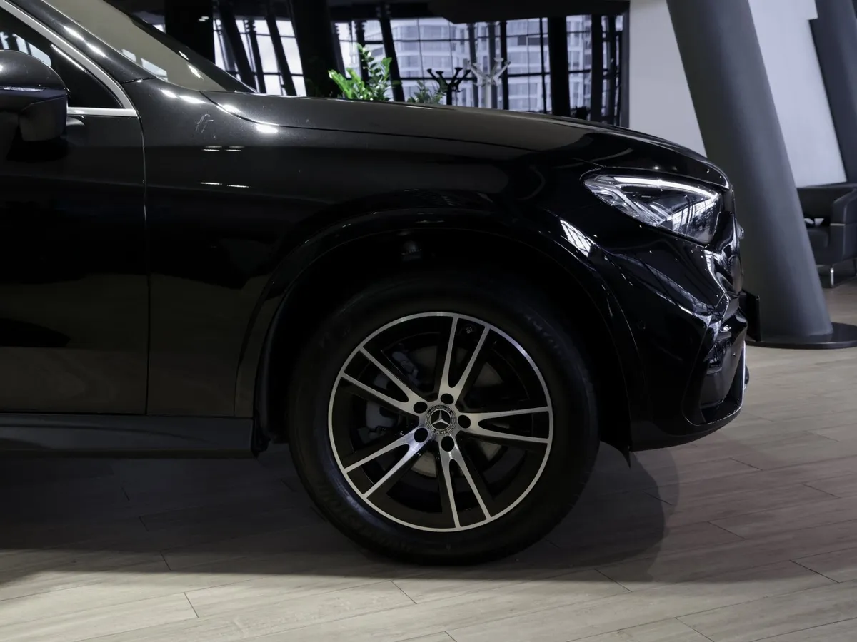 Mercedes-Benz GLC 260 L 9G-TRONIC 4MATIC (197 л.с.) Черный в АВИЛОН. Слайд №15