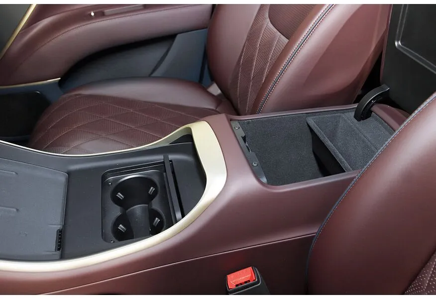 Avatr 11 116 kWh 4WD (578 л.с.) 4 места Зеленый в АВИЛОН. Слайд №18