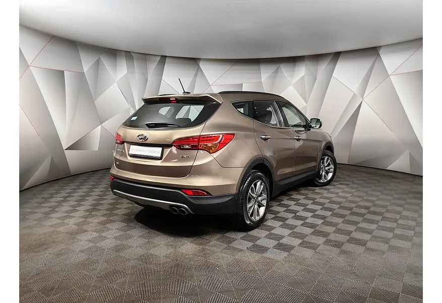 Hyundai Santa Fe 2.4 AT 4WD (175 л.с.) Sport Золотой в АВИЛОН. Слайд №2