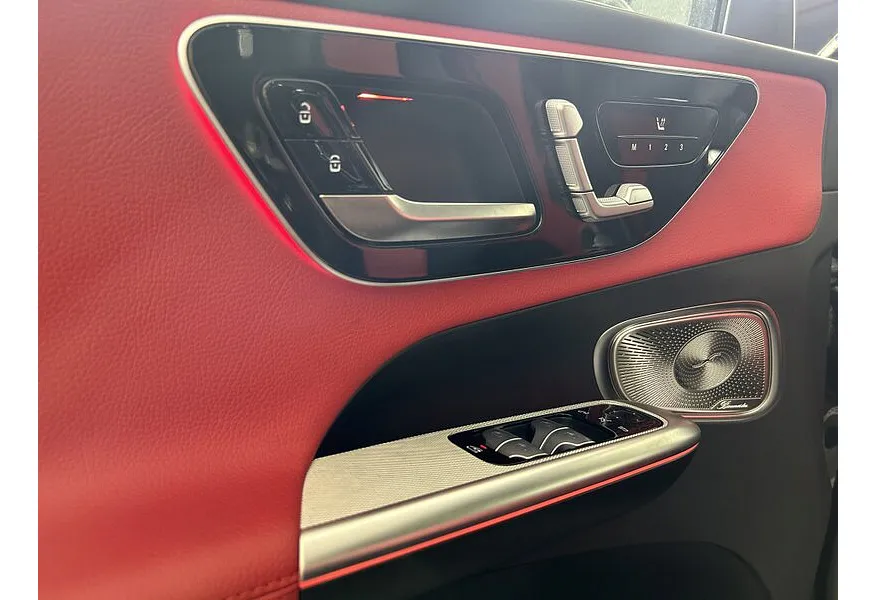 АВИЛОН - Mercedes-Benz GLC 300 4MATIC 9G-TRONIC (258 л.с.) Черный - slide 12