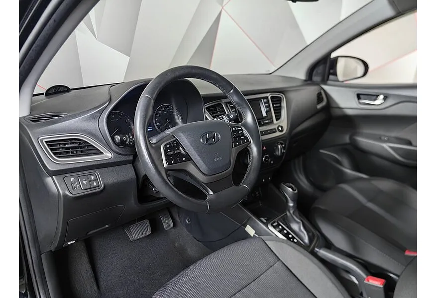 Hyundai Solaris 1.6 AT (123 л.с.) Comfort Черный в АВИЛОН. Слайд №19