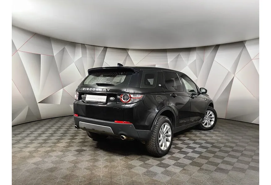 Land Rover Discovery Sport 2.0 TD4 AT AWD (150 л.с.) SE Черный в АВИЛОН. Слайд №2
