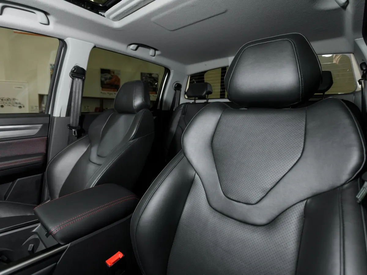 Sollers ST8 2.0G 8AT AWD (224 л.с.) Premium Серебристый в АВИЛОН. Слайд №8