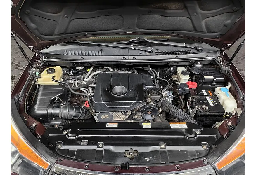 SsangYong Stavic 2.0 D T-tronic 4WD (149 л.с.) Comfort Красный в АВИЛОН. Слайд №11