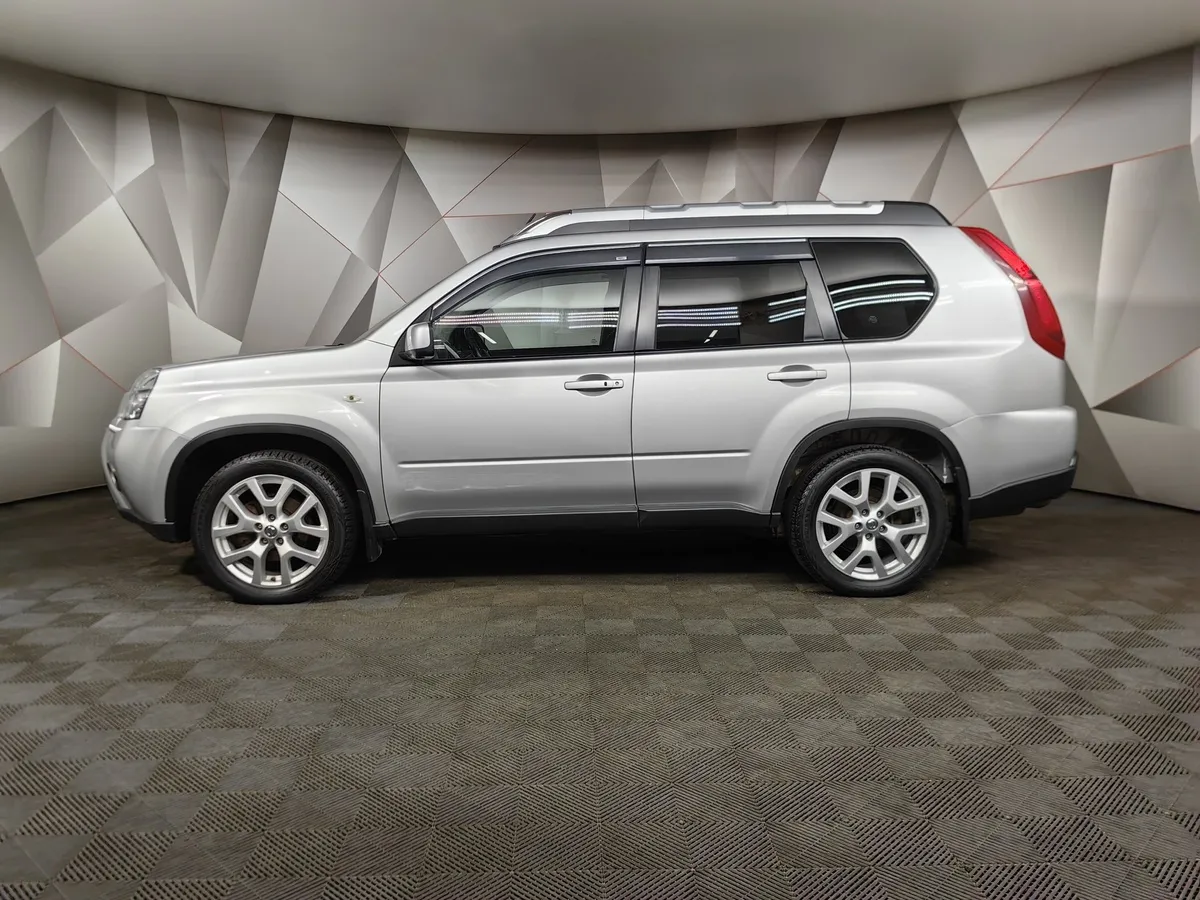 Nissan X-Trail 2.0 CVT AWD (141 л.с.) Серебристый в АВИЛОН. Слайд №5