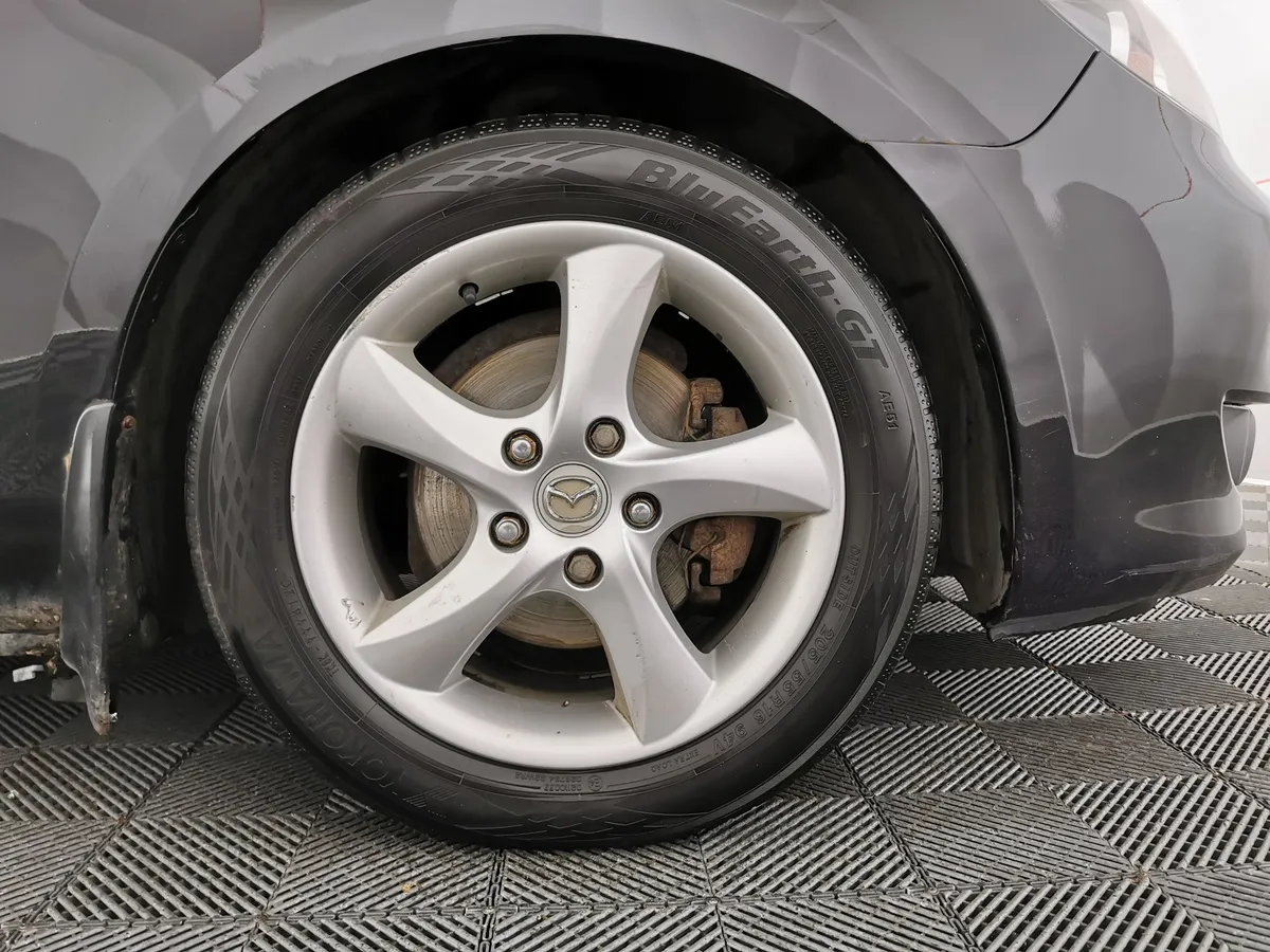 Mazda 3 1.6 MT (105 л.с.) Черный в АВИЛОН. Слайд №9