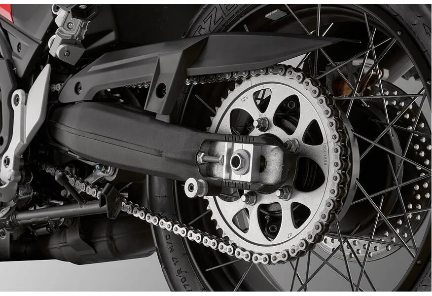 QJMOTOR SVT 650X 650 см³ (76 л.с.) 650 Красный в АВИЛОН. Слайд №15