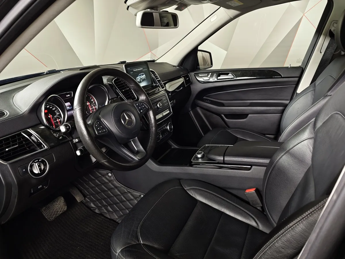 Mercedes-Benz GLS 400 4MATIC 9G-TRONIC (333 л.с.) Особая серия Черный в АВИЛОН. Слайд №19